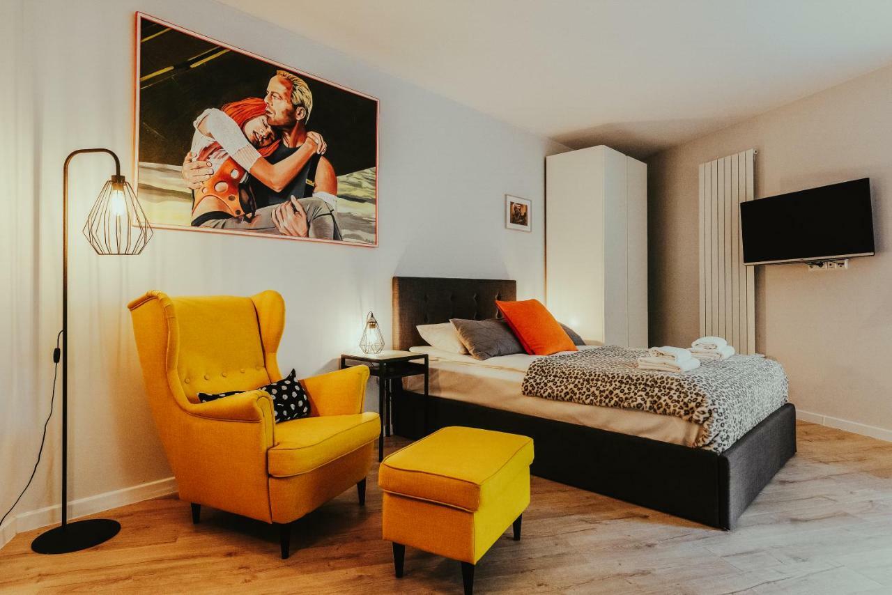 Movart Boutique Aparthotel Krasków Exterior foto